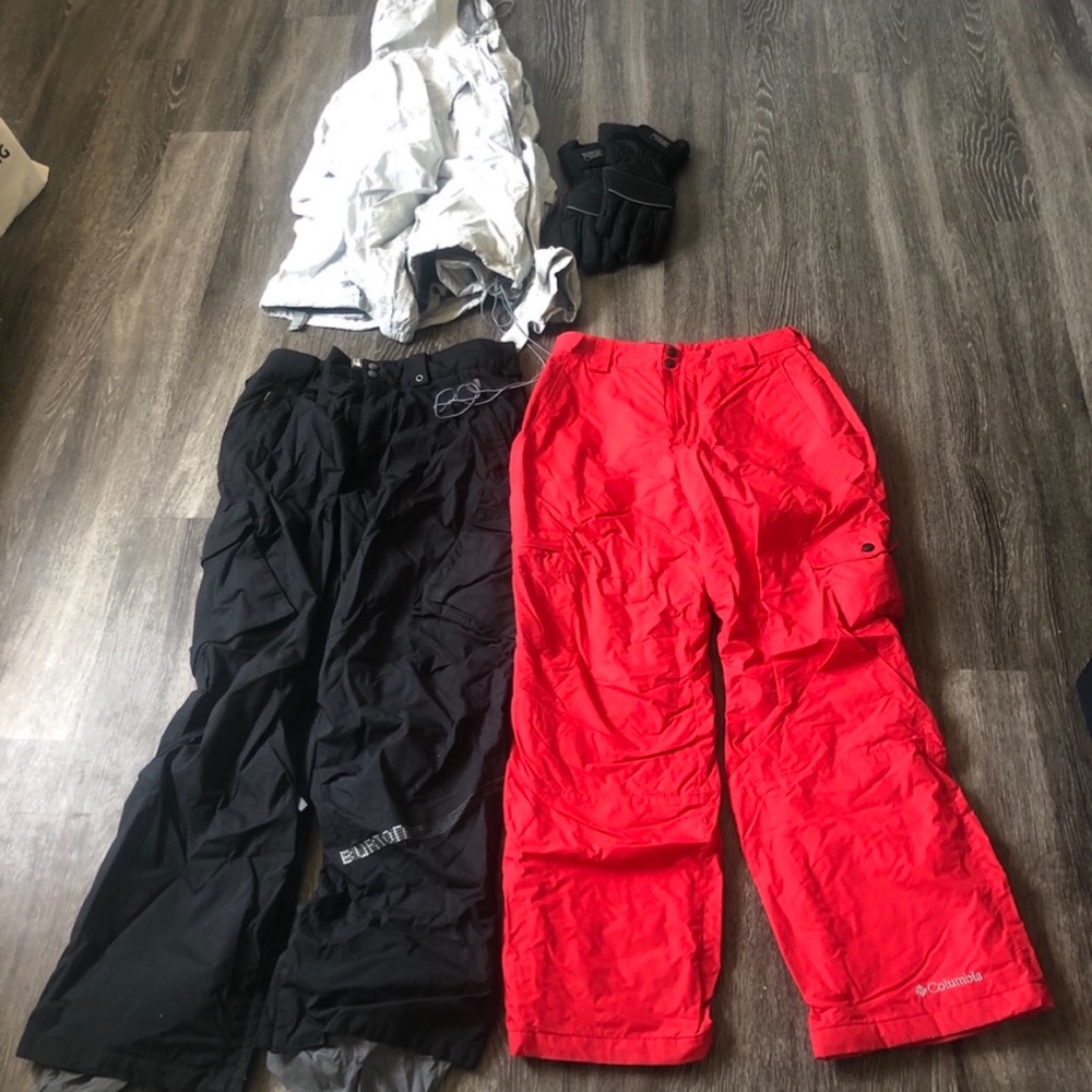 Columbia snowboarding pants. Size medium